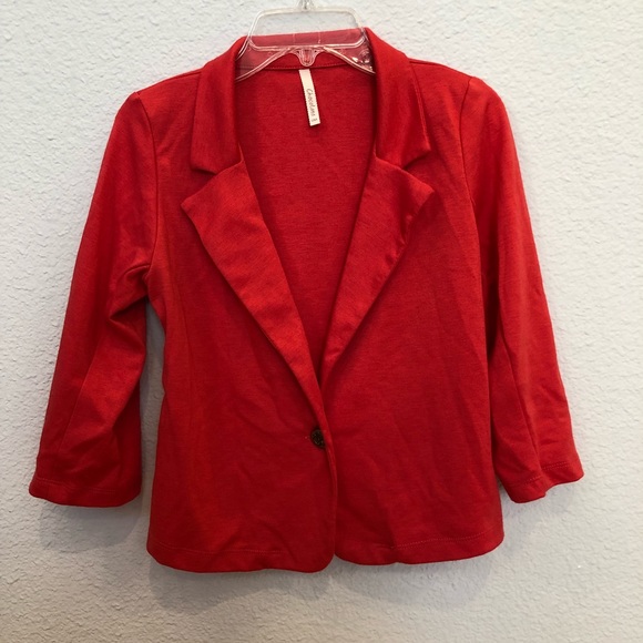Size Small Coral Blazer - Picture 1 of 4